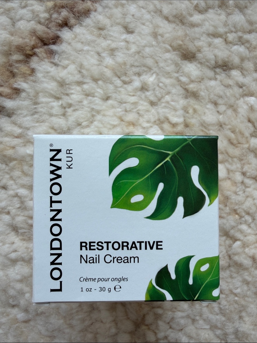 LONDONTOWN Restorative Nail Cream - Green